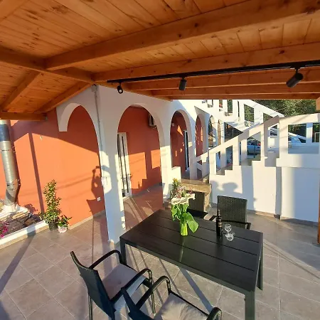 Andreas' Kato Spilaion