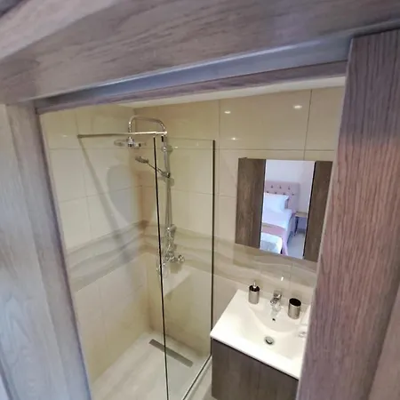 Andreas' Apartment